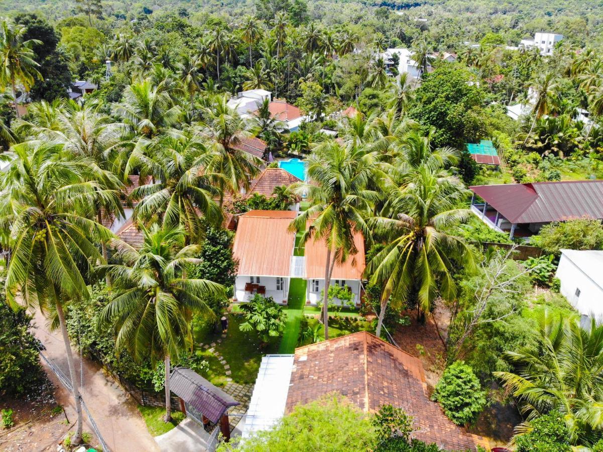 Duc Anh Bungalow Bed & Breakfast Phu Quoc Exterior photo
